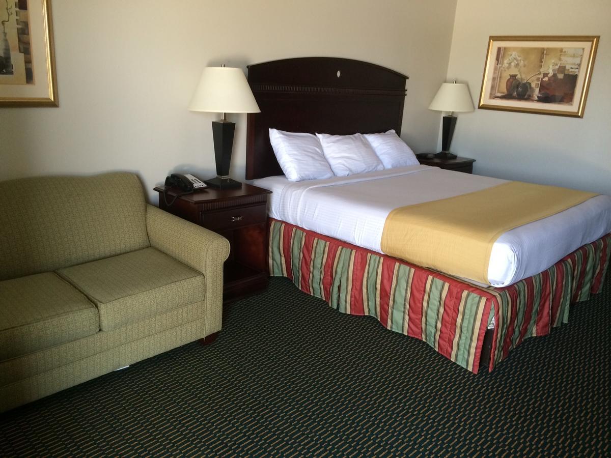 Express Inn Wharton Exterior photo